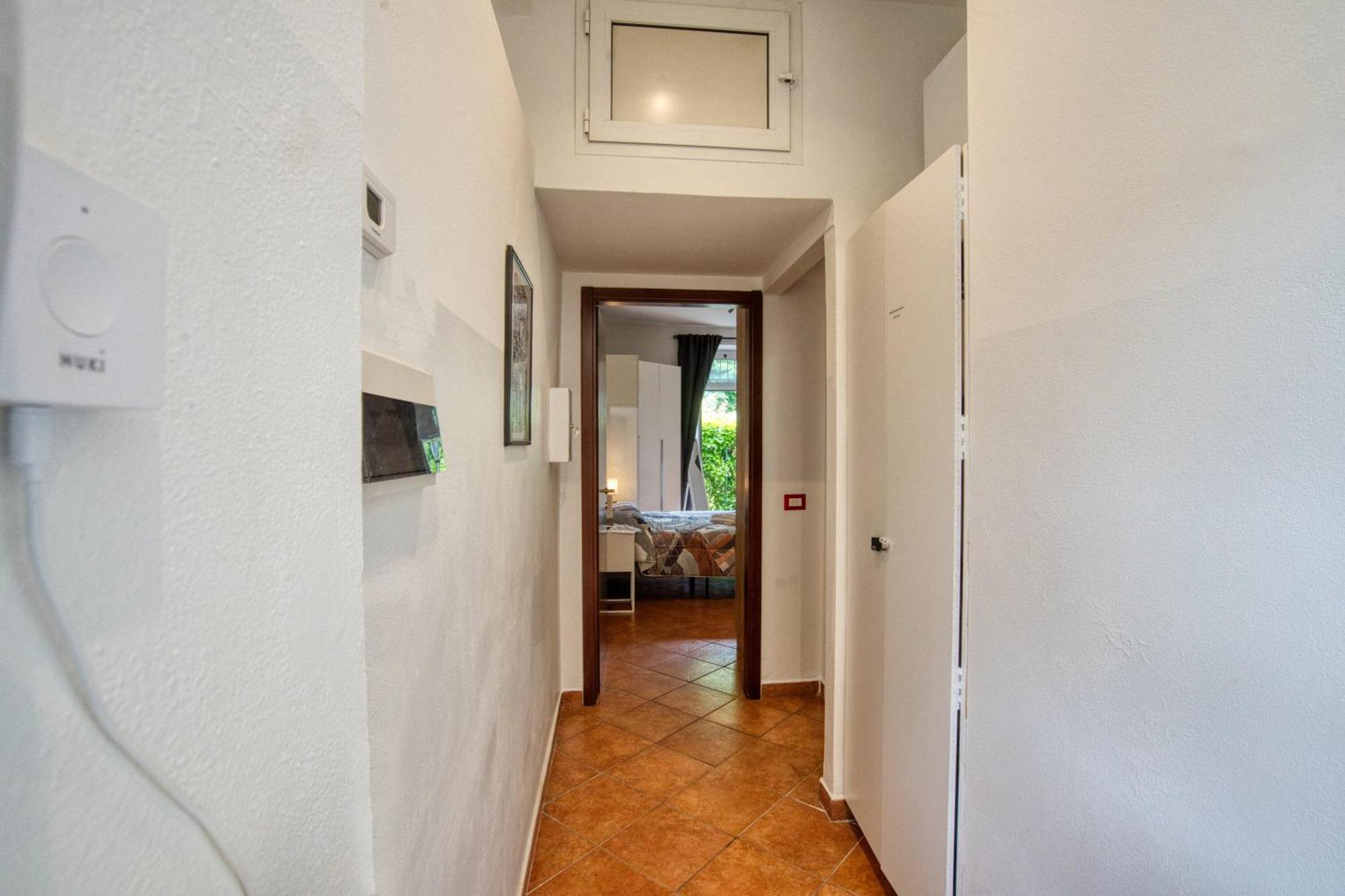 Dieghouse - Monolocale Con Cortile In Corte Lombarda Vicino Al Centro Monza Exterior photo