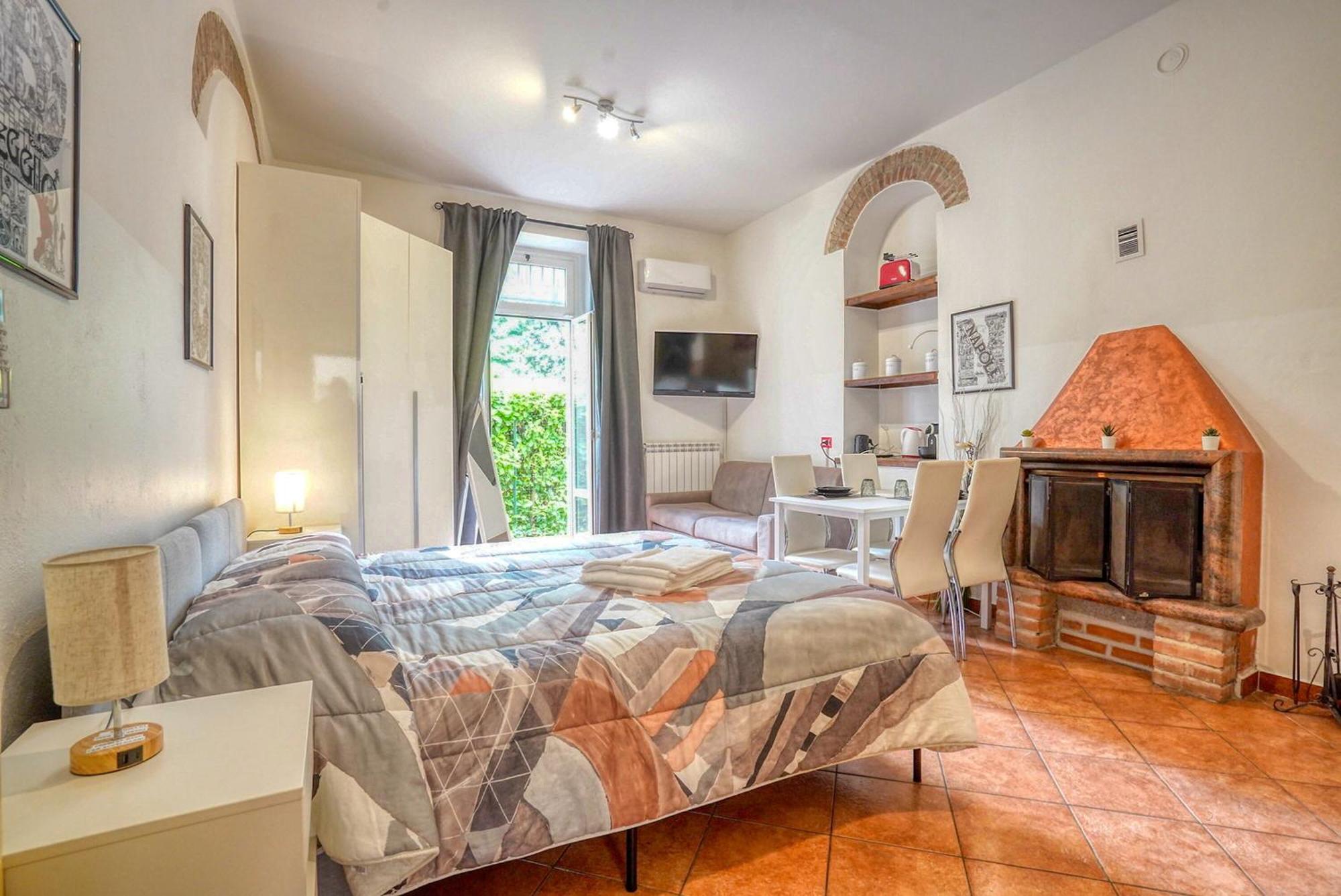 Dieghouse - Monolocale Con Cortile In Corte Lombarda Vicino Al Centro Monza Exterior photo